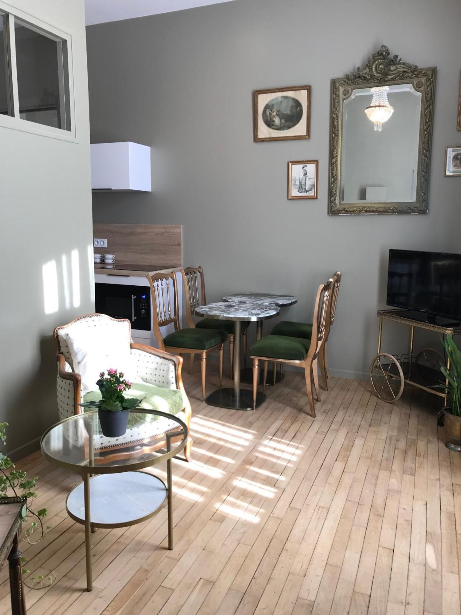 Perlepampille Apartment Динан Стая снимка